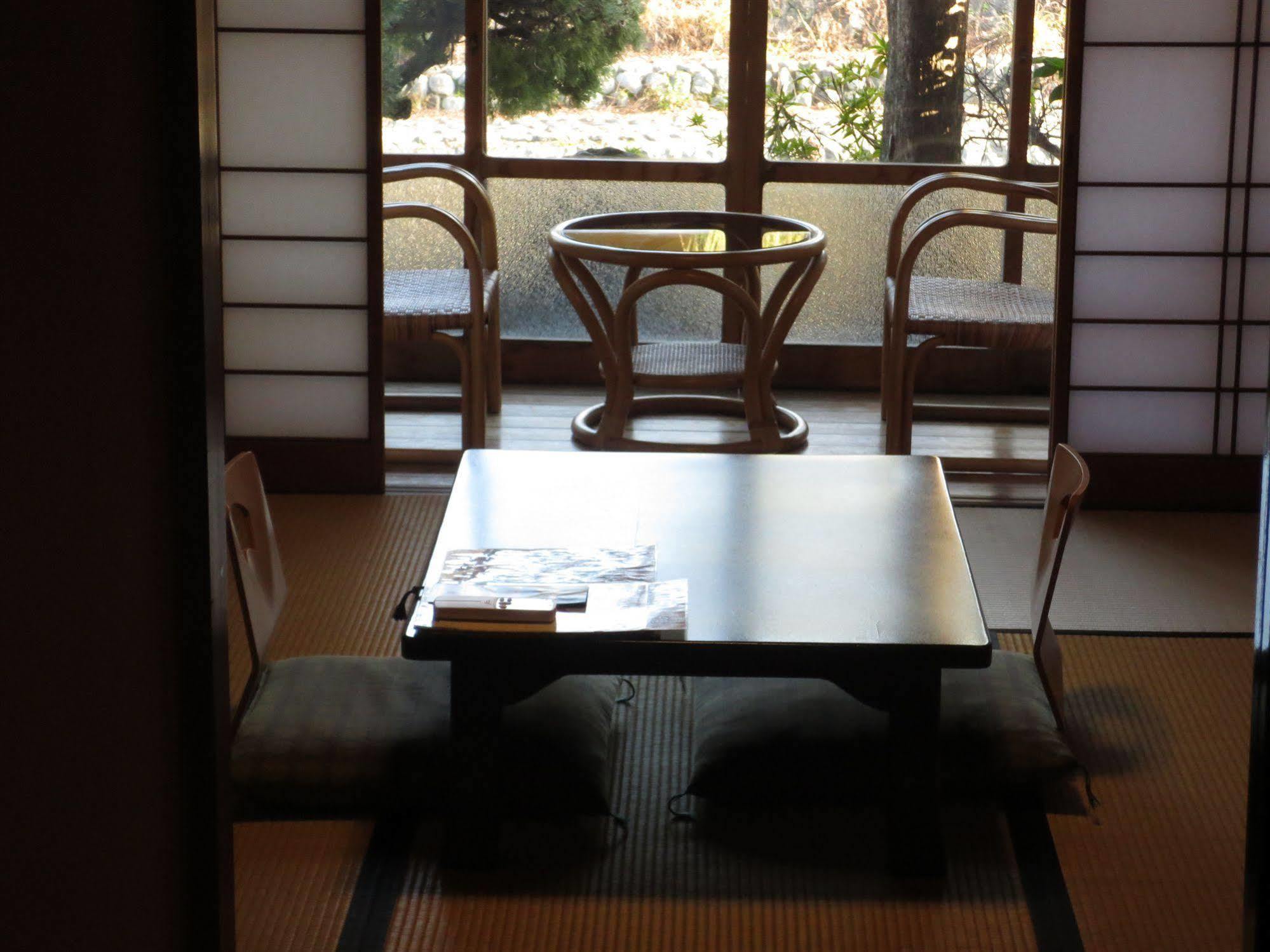 K'S House Ito Onsen - Historical Ryokan Hostel Екстериор снимка